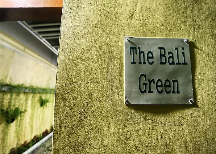 Villa Bali 4 Bedroom 5 Ac Tropical Garden Pool With Closeable Lounge - Short Walk To The *