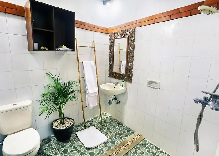 Bali 4 Bedroom 5 Ac Tropical Garden Pool With Closeable Lounge - Short Walk To The *